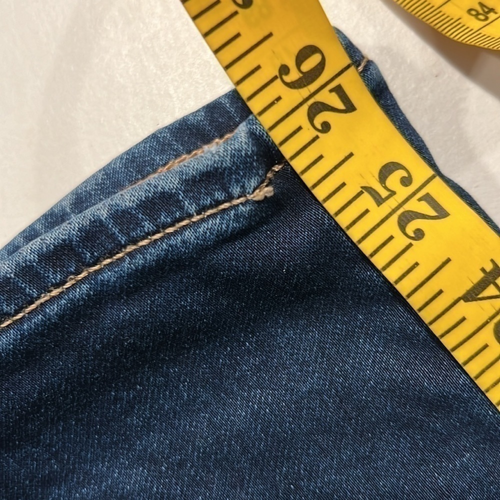 American EAGLE Next Level Stretch Curvy Hi Rise Jeggings Distressed size 18short - Picture 10 of 13